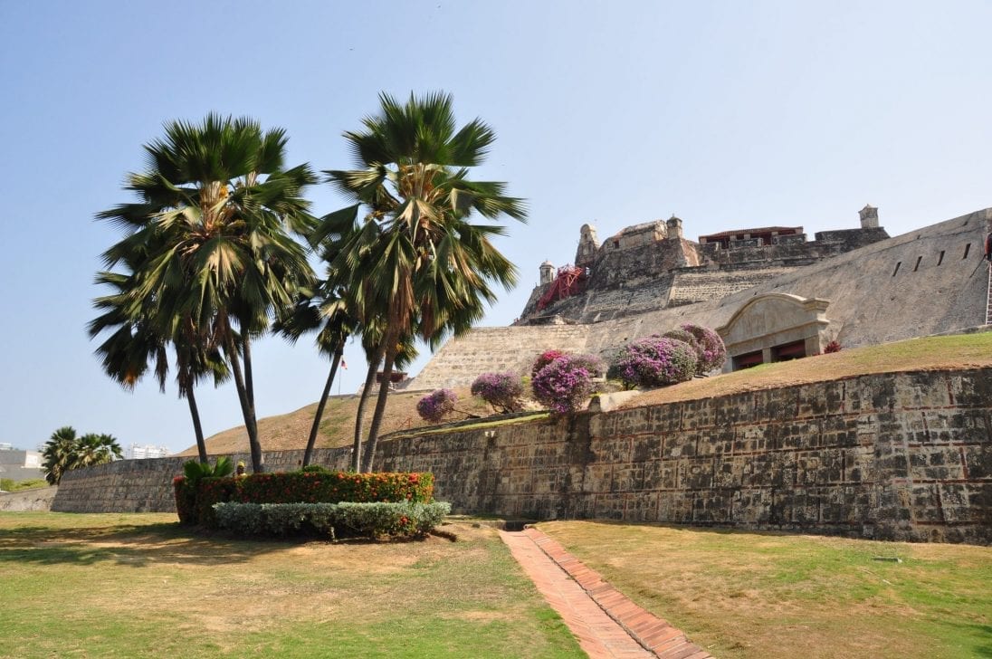 Castillo-de-San-Felipe-de-Barajas-Cartagena-de-Indias-Colombia-6-1096×728