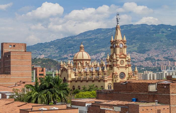 encantos-de-medellin-que-atraen-turistas-de-todo-el-mundo-707522